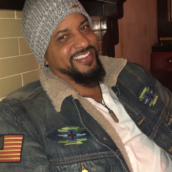 Meet your Posher, Chai. - Picture 6 of 8